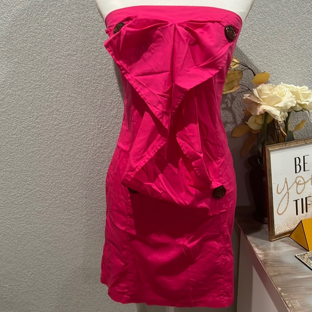 Pink dress with buttons detailing in front in pink size S/M